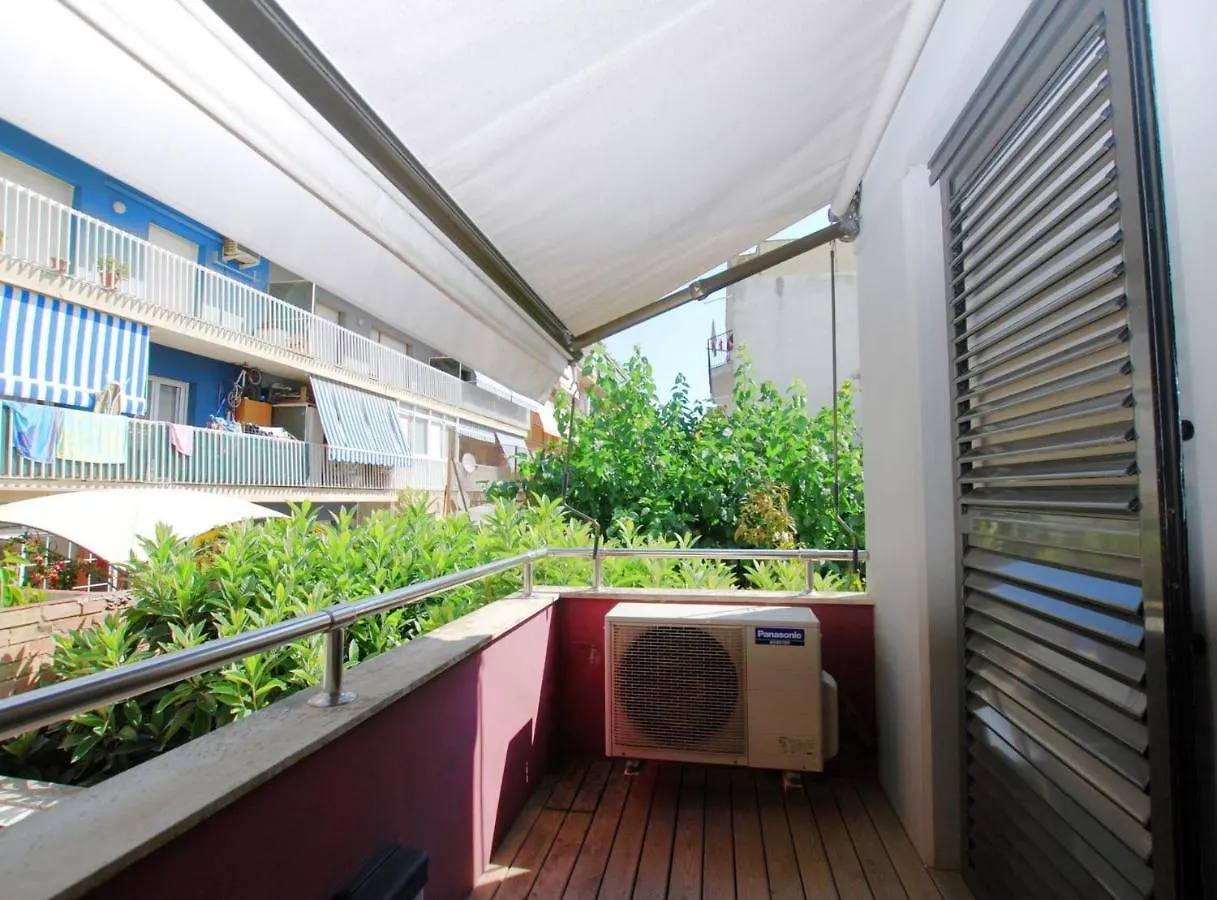 Blue Fridge Apartmen - Blue Fridge Apartmen - Ideal For Couples, Near Beach And Well Connected Vilassar De Mar Espanha