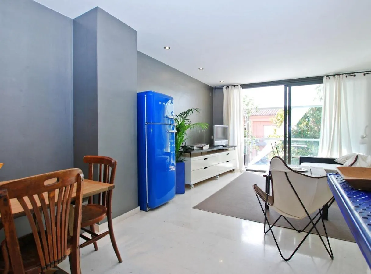 Blue Fridge Apartmen - Blue Fridge Apartmen - Ideal For Couples, Near Beach And Well Connected Vilassar De Mar Apartamento